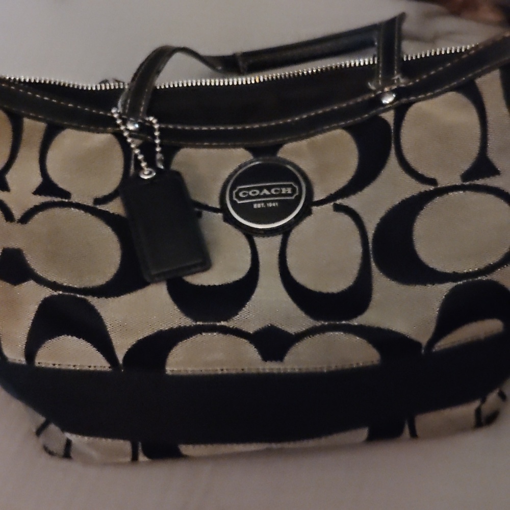 Coach signature bag tan and brown